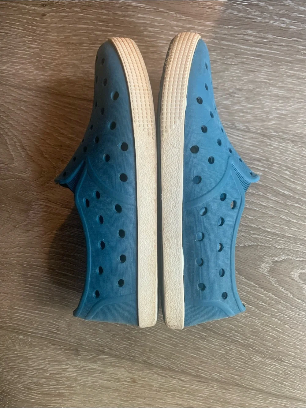 Old Navy Kids' Blue Slip-On Water Shoes Size 10